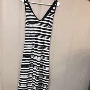 A Pea In The Pod Sleeveless Sundress